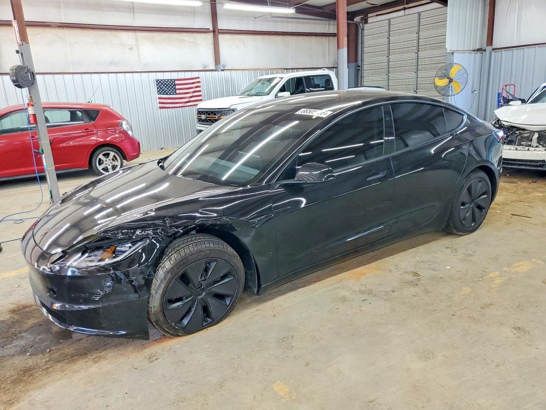 2026 TESLA MODEL 3