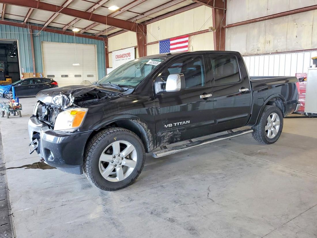 2014 NISSAN TITAN