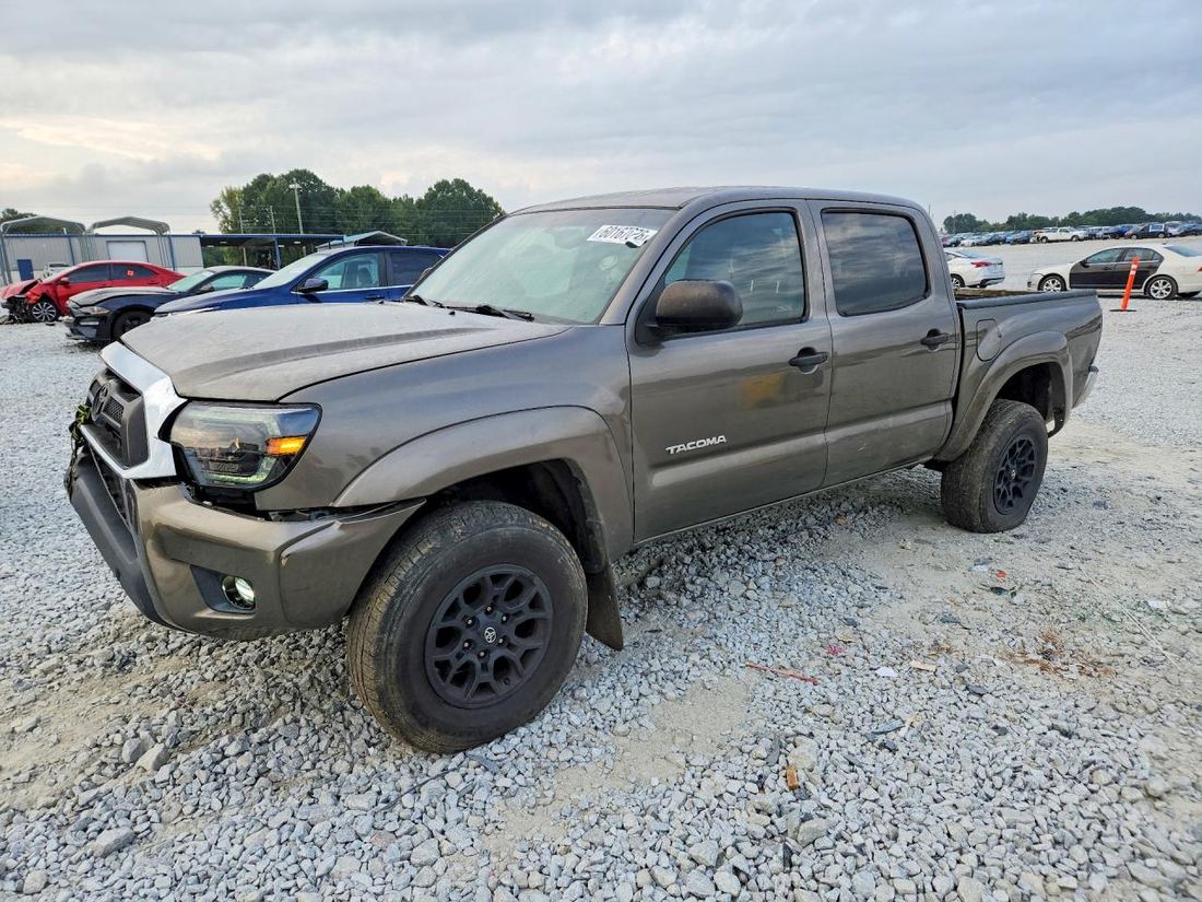 2013 TOYOTA TACOMA