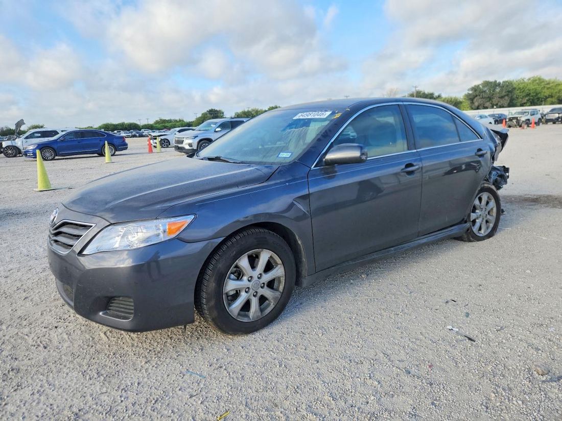 2011 TOYOTA CAMRY