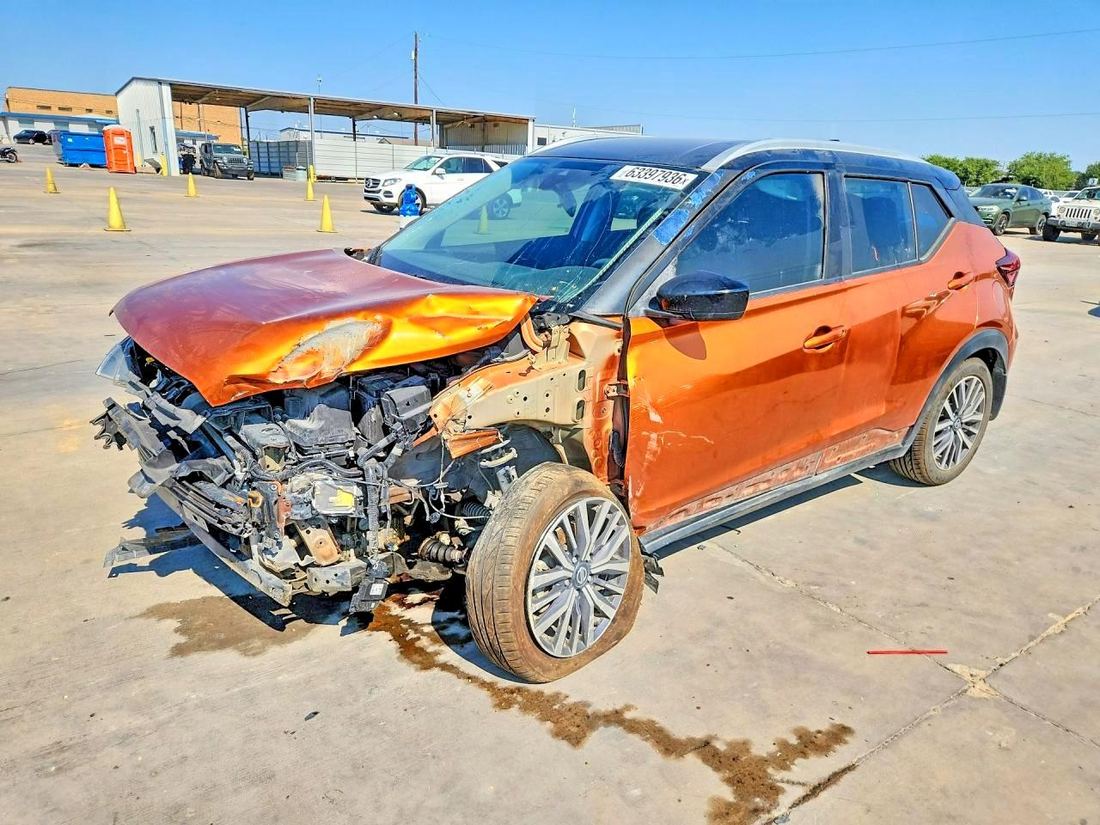 2021 NISSAN KICKS