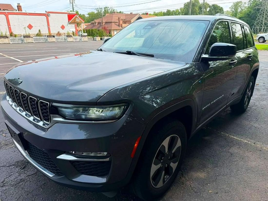 2023 JEEP GRAND CHEROKEE
