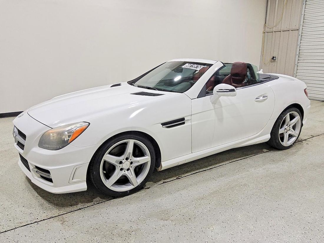 2016 MERCEDES-BENZ SLK