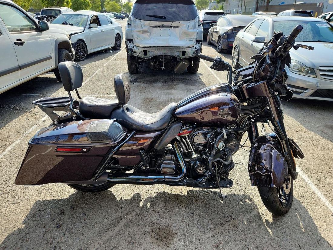 2019 HARLEY-DAVIDSON FLHXSE