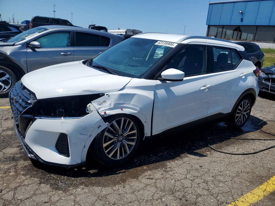 2021 NISSAN KICKS