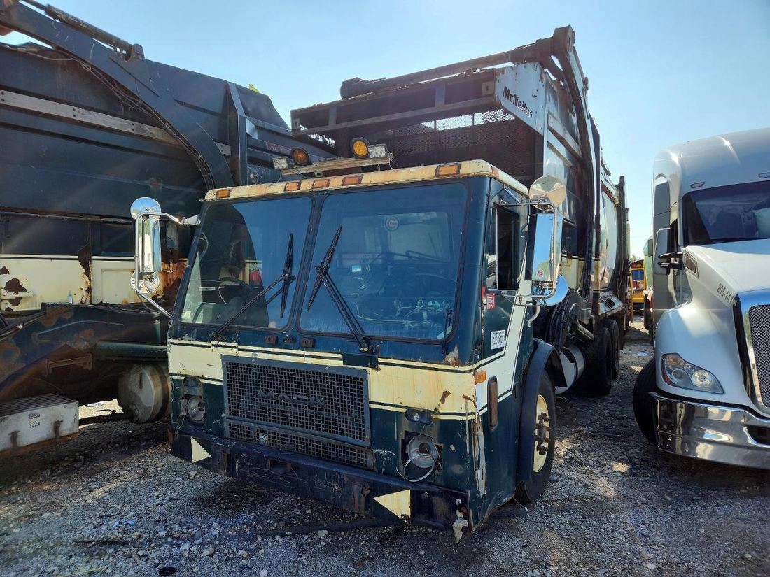 2007 MACK LE613
