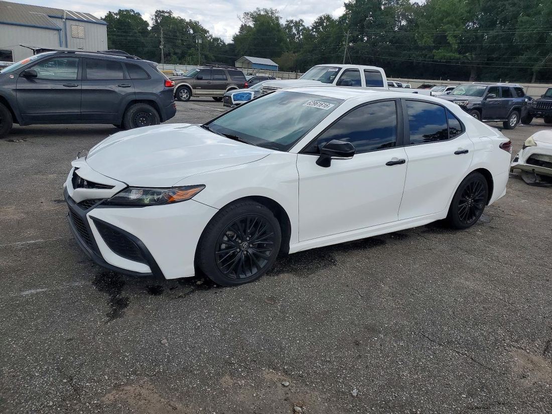 2022 TOYOTA CAMRY