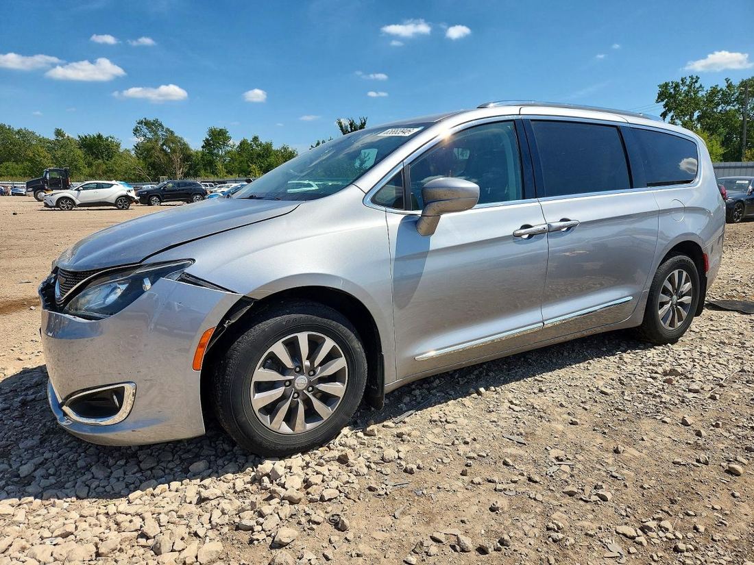 2019 CHRYSLER PACIFICA