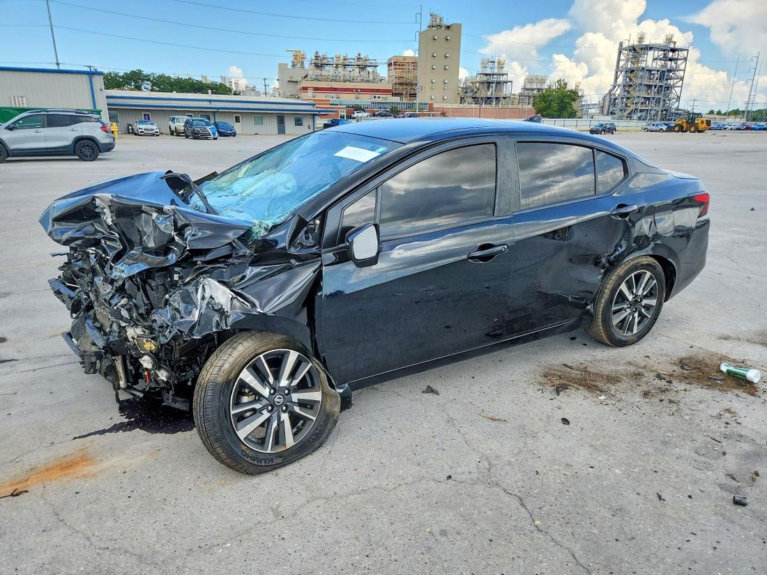 2021 NISSAN VERSA