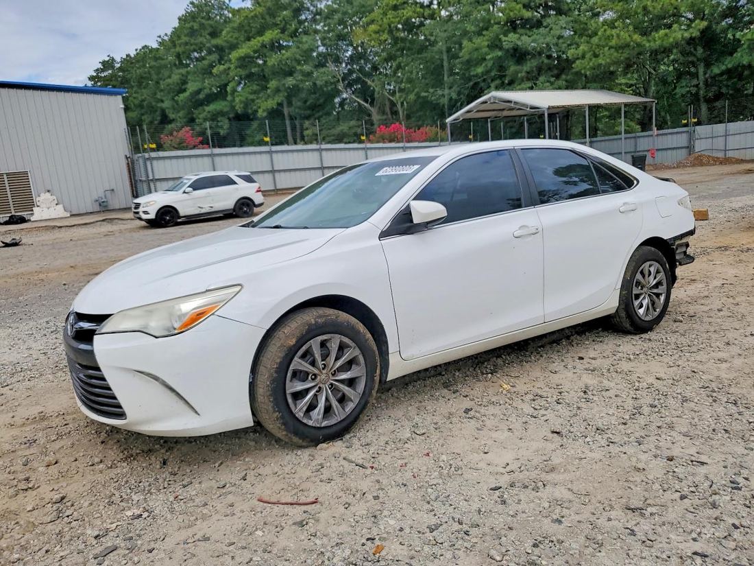 2017 TOYOTA CAMRY
