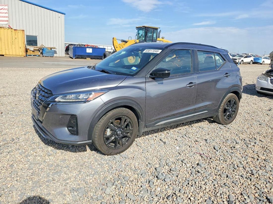 2024 NISSAN KICKS
