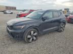2023 VOLVO XC40