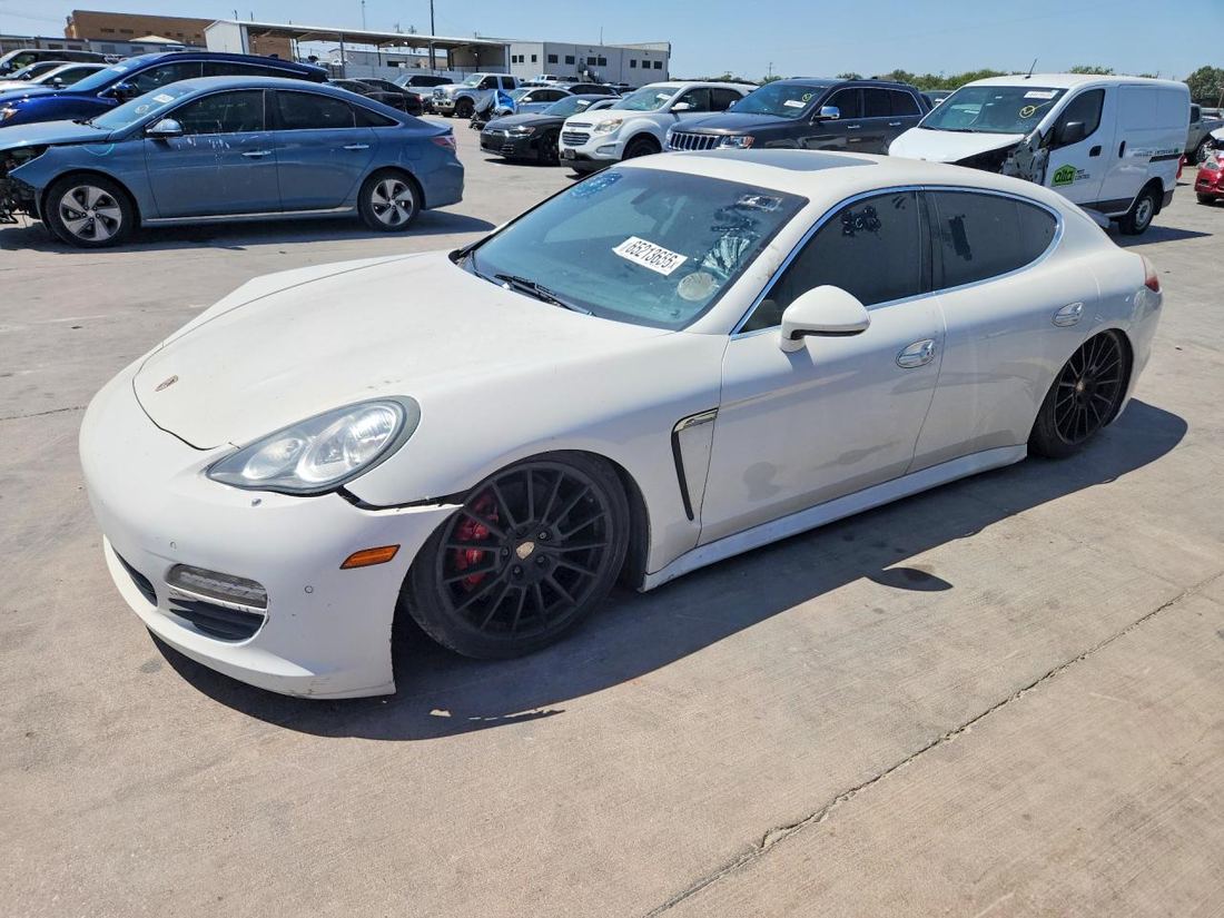 2011 PORSCHE PANAMERA