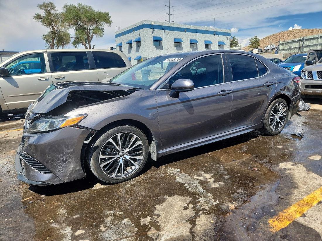 2019 TOYOTA CAMRY