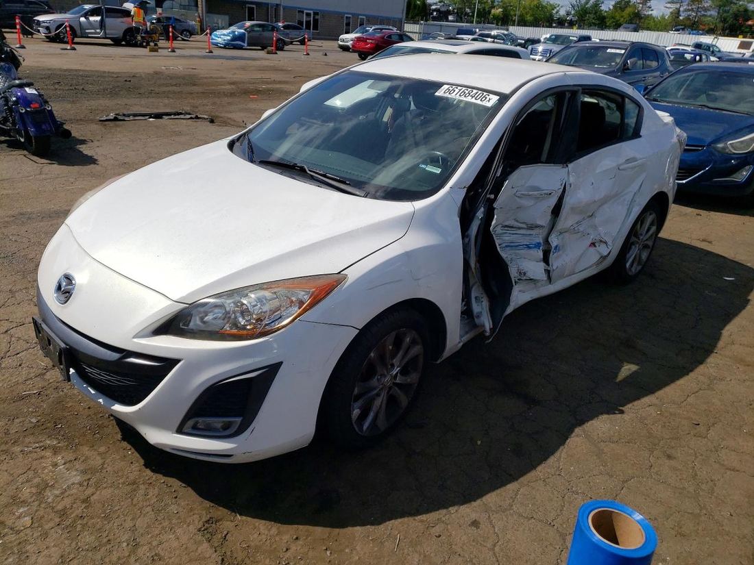 2010 MAZDA 3