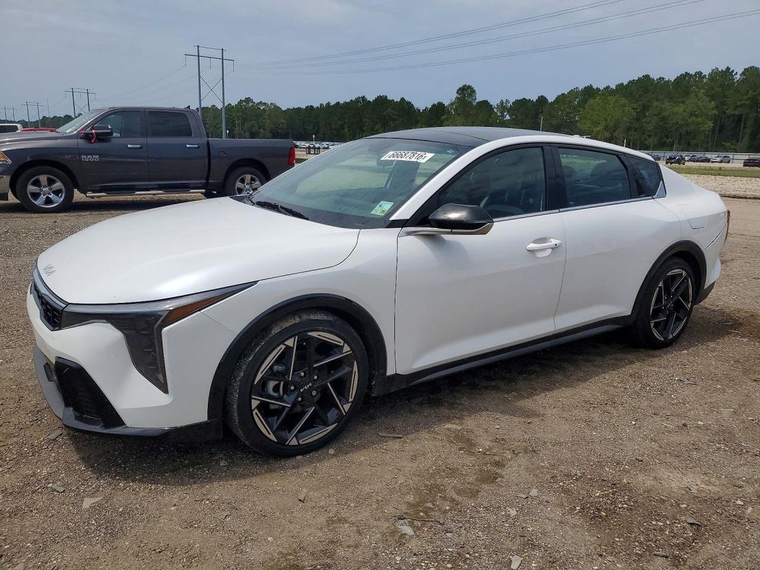 2025 KIA K4
