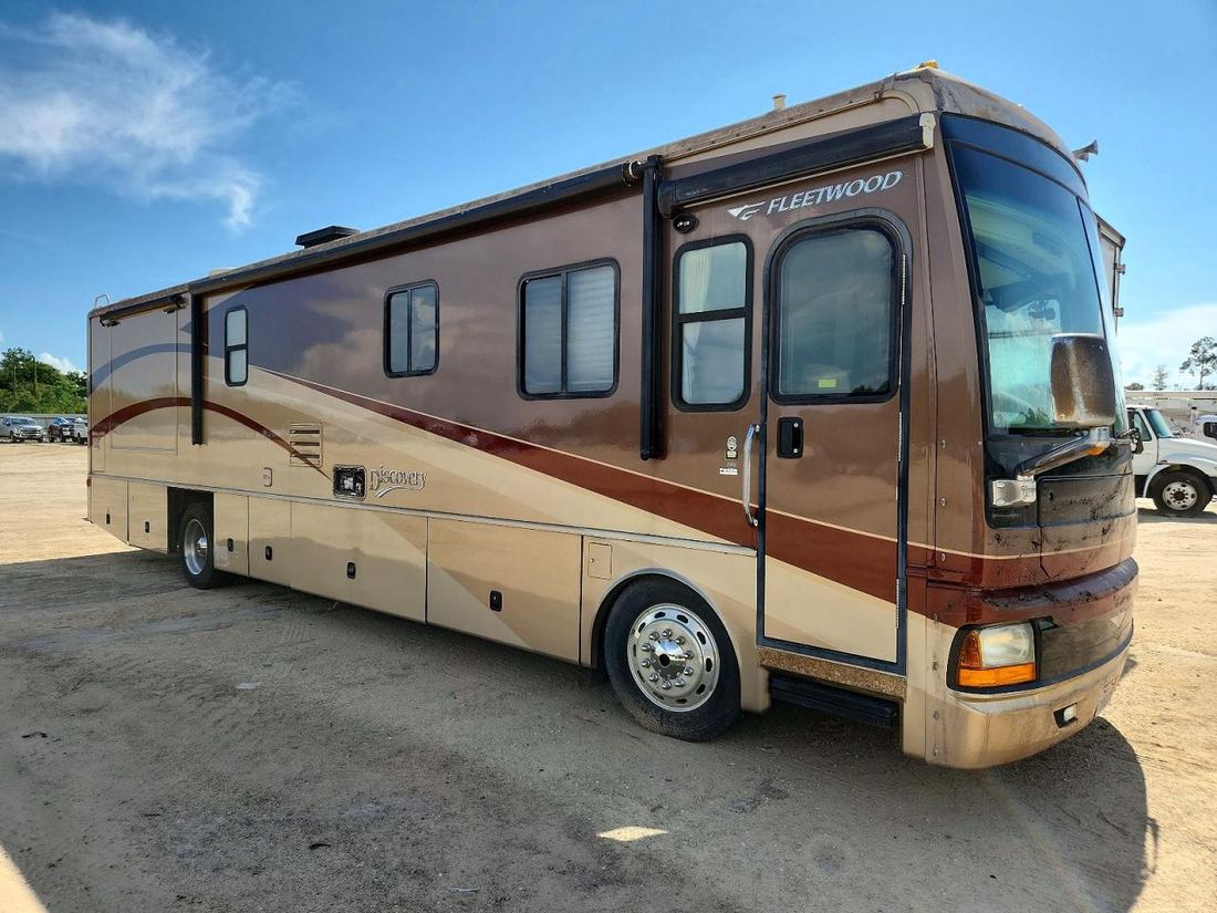 2006 FLEETWOOD DISCOVERY