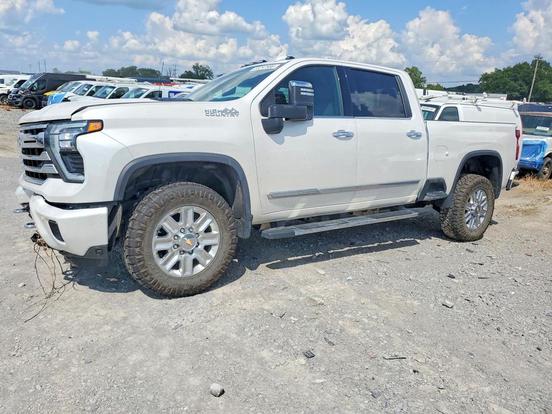 2025 CHEVROLET SILVERADO