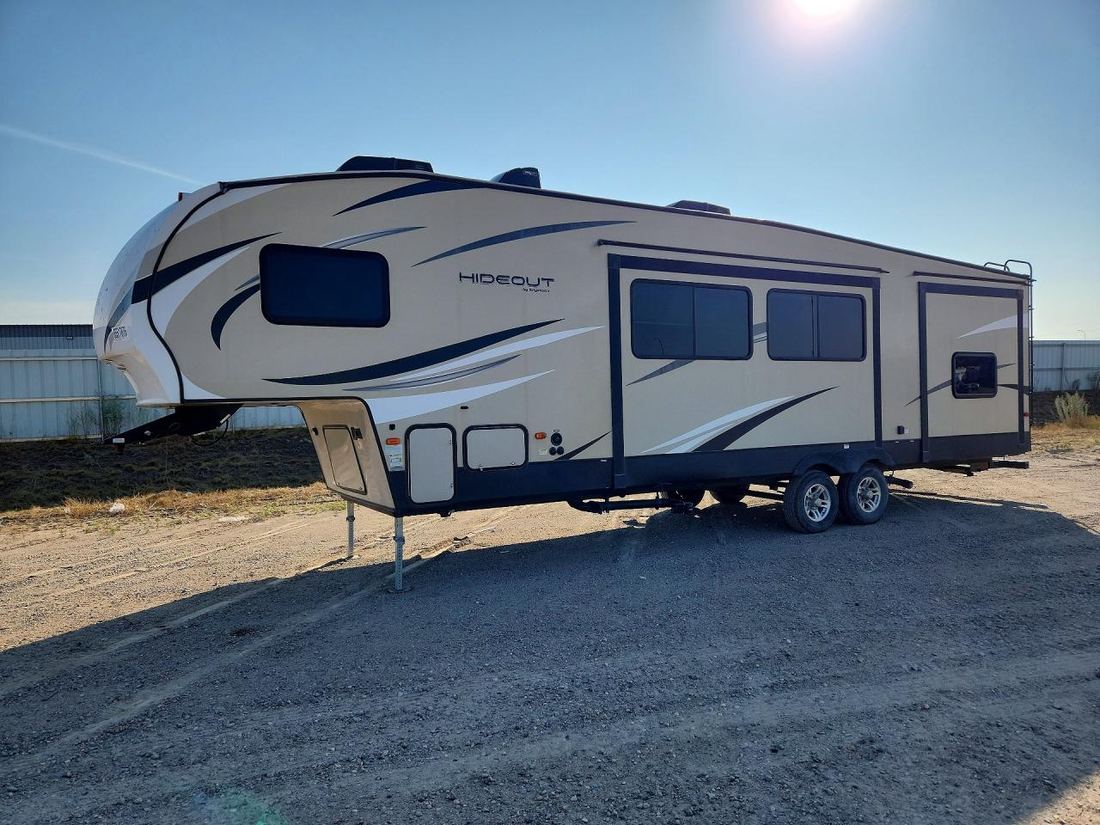 2019 KEYSTONE HIDEOUT