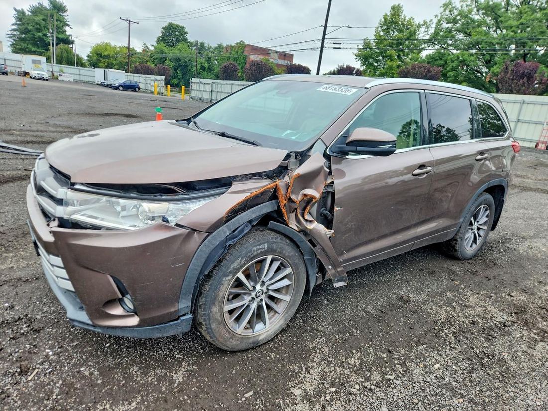 2018 TOYOTA HIGHLANDER