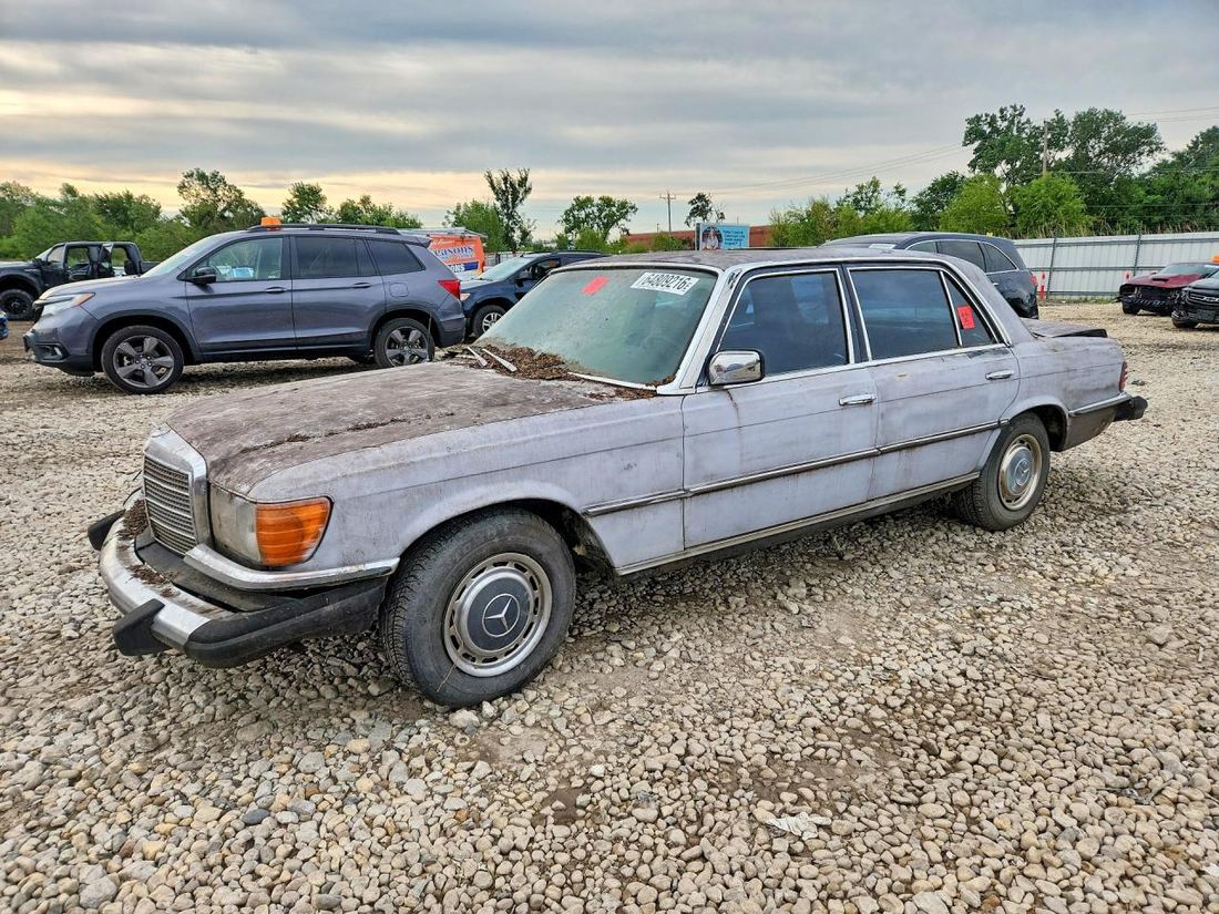 1974 MERCEDES-BENZ 450