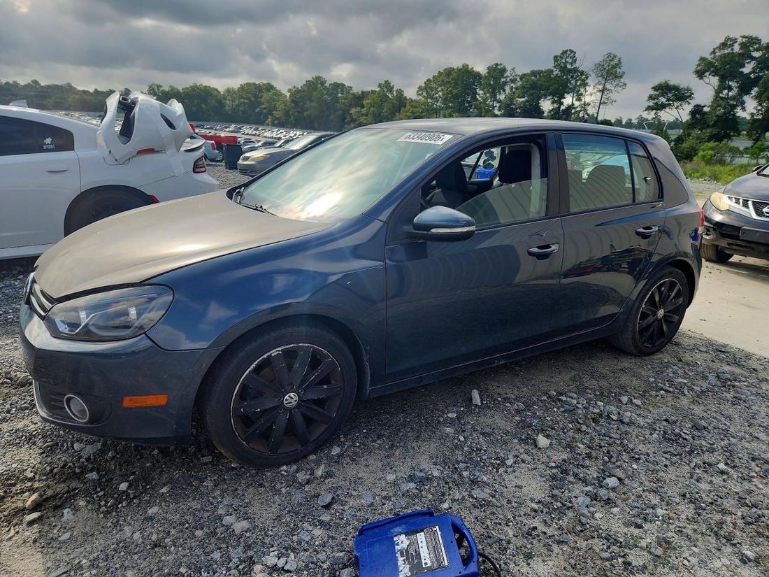 2011 VOLKSWAGEN GOLF