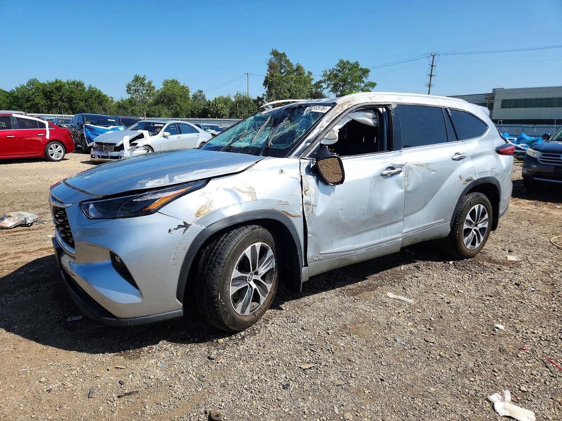 2022 TOYOTA HIGHLANDER HYBRID