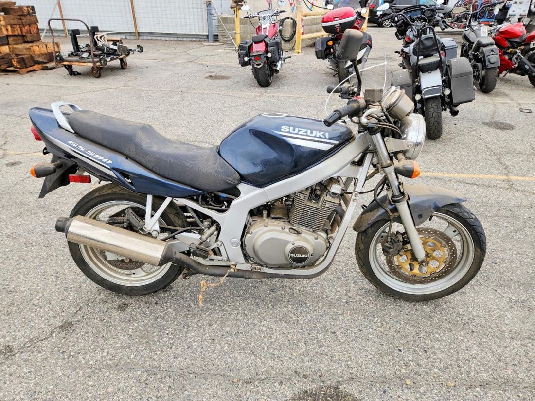 2001 SUZUKI GS500