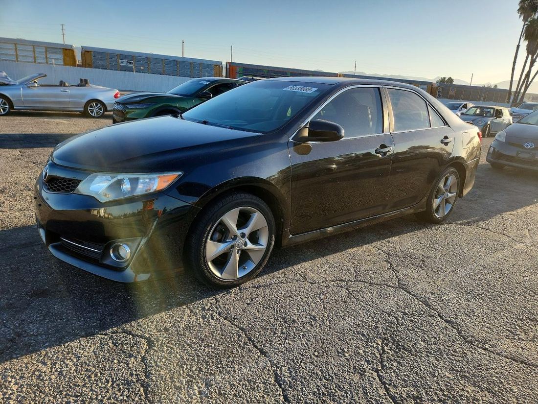 2012 TOYOTA CAMRY