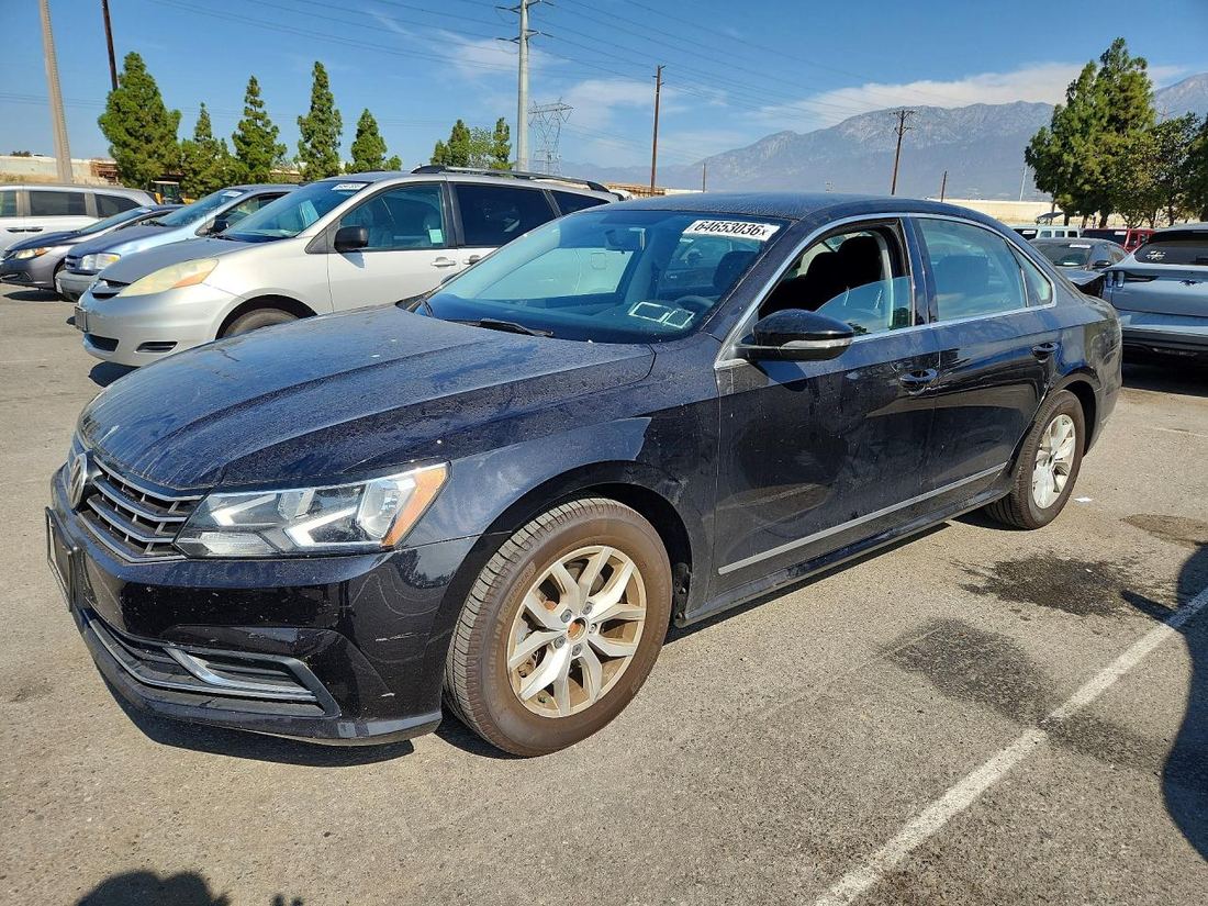 2017 VOLKSWAGEN PASSAT