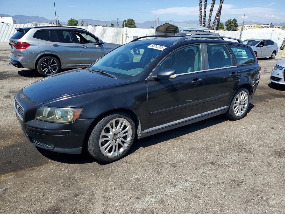 2005 VOLVO V50