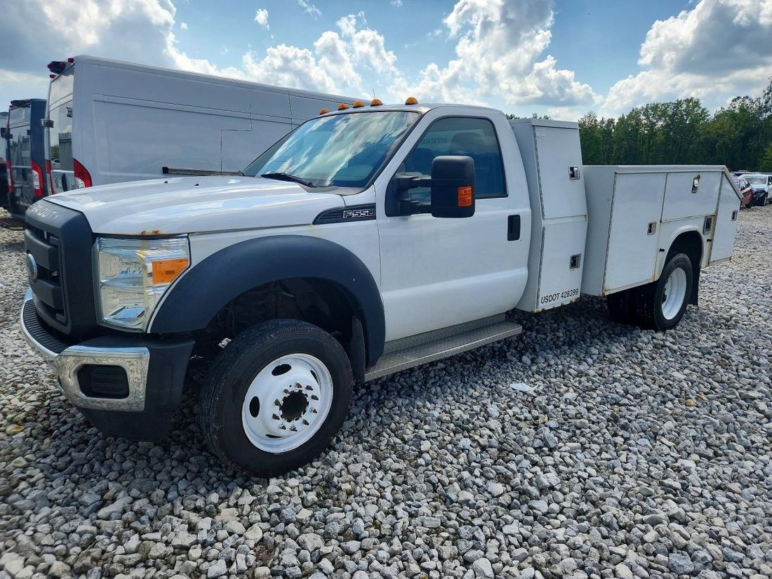 2016 FORD F550