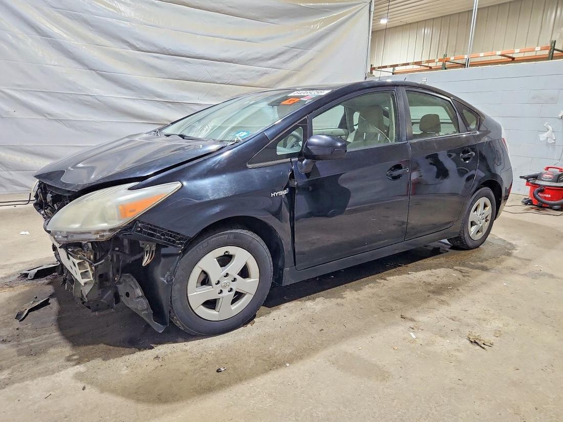 2011 TOYOTA PRIUS