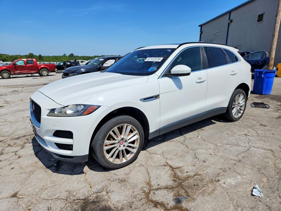 2017 JAGUAR F-PACE