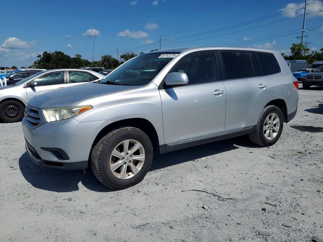 2011 TOYOTA HIGHLANDER