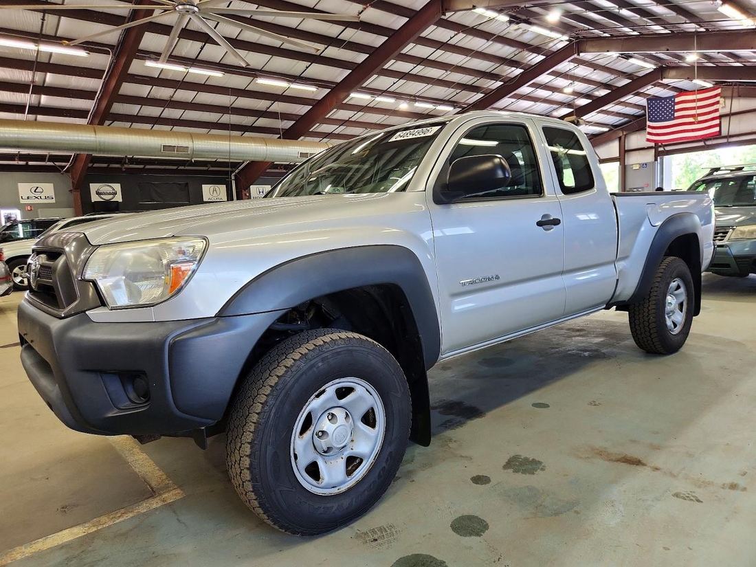 2013 TOYOTA TACOMA