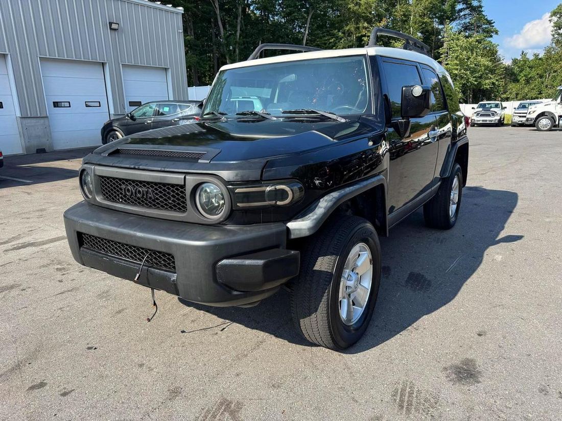 2008 TOYOTA FJ CRUISER