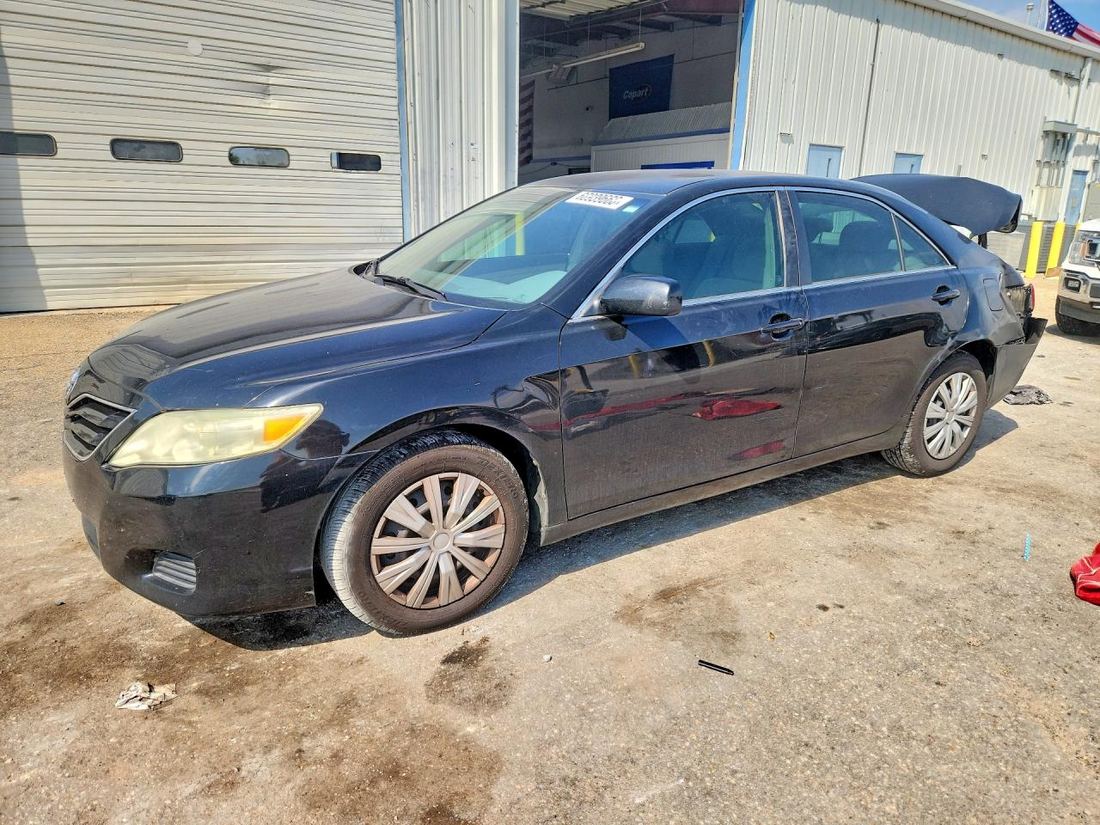 2011 TOYOTA CAMRY