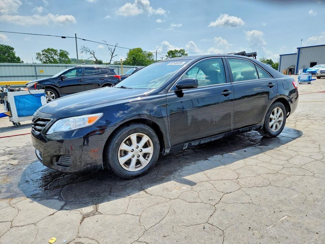 2010 TOYOTA CAMRY