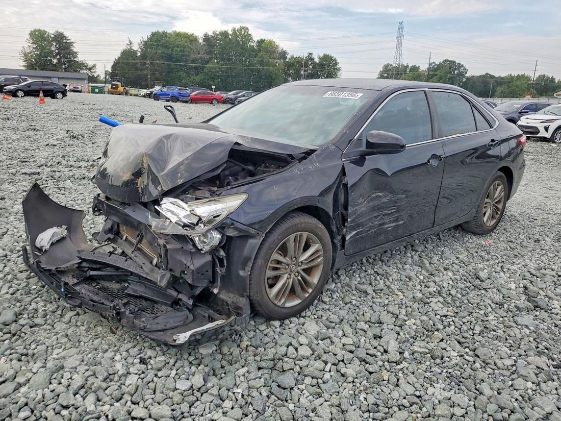 2016 TOYOTA CAMRY
