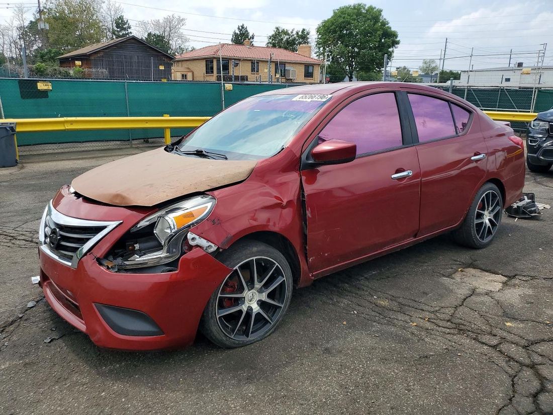 2019 NISSAN VERSA