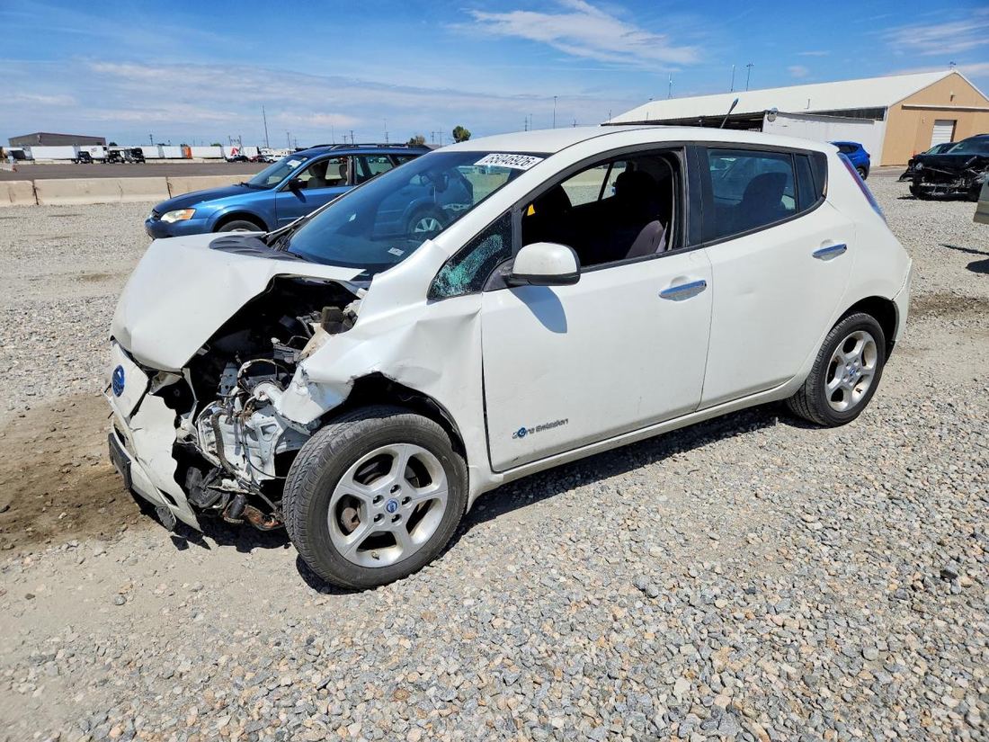 2013 NISSAN LEAF