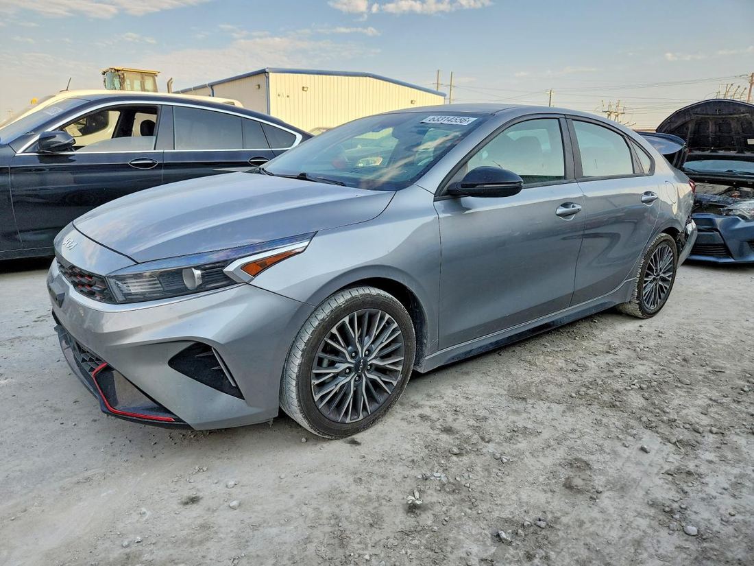 2023 KIA FORTE