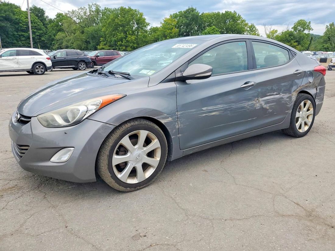 2013 HYUNDAI ELANTRA