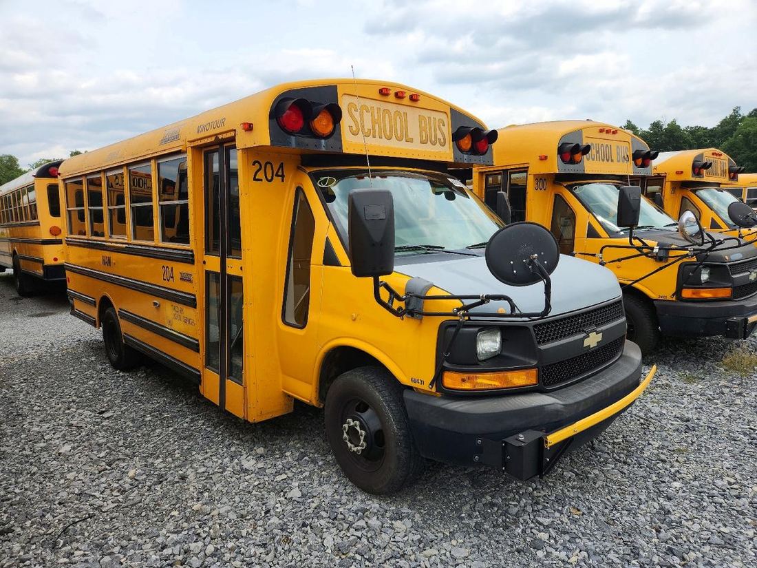 2012 CHEVROLET BUS