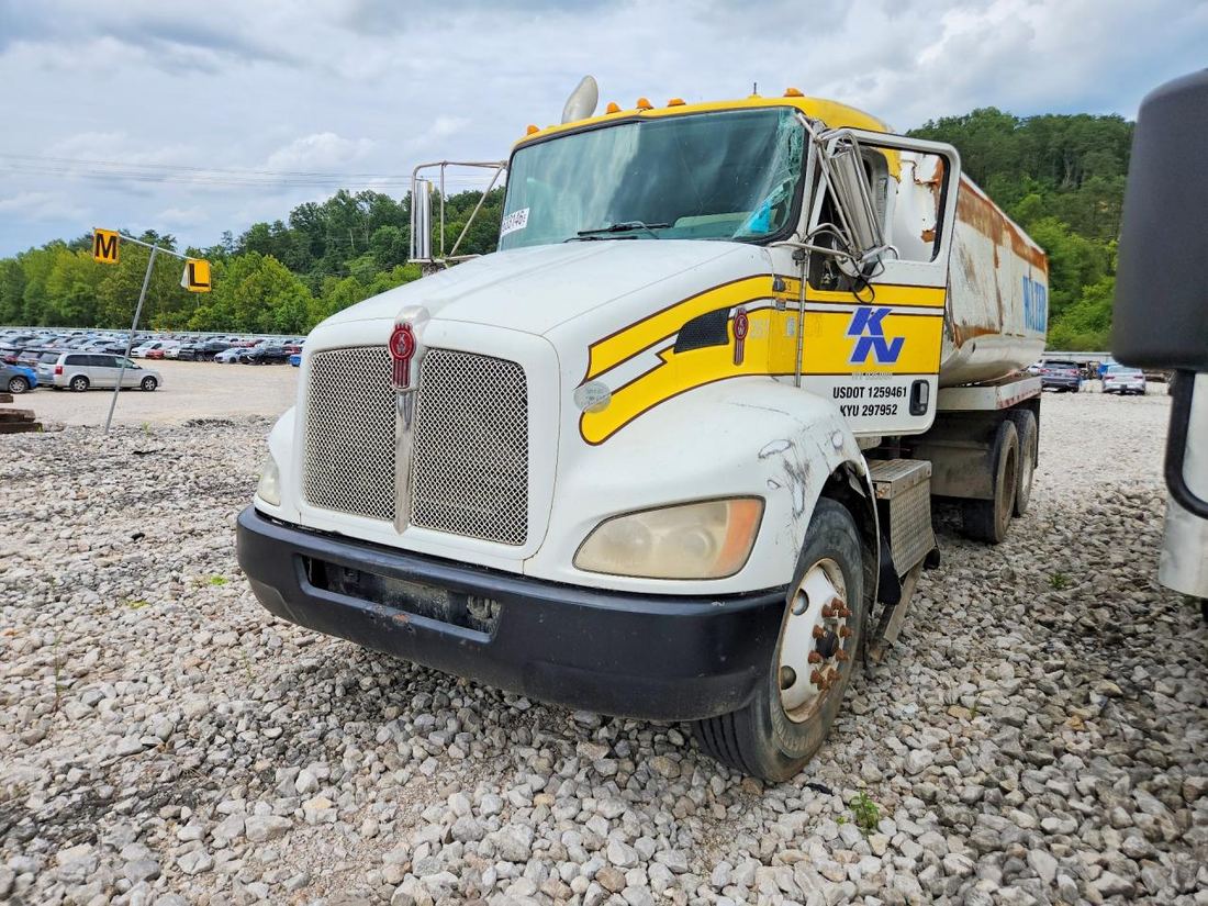 2009 KENWORTH T370