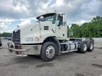 2018 MACK CXU613
