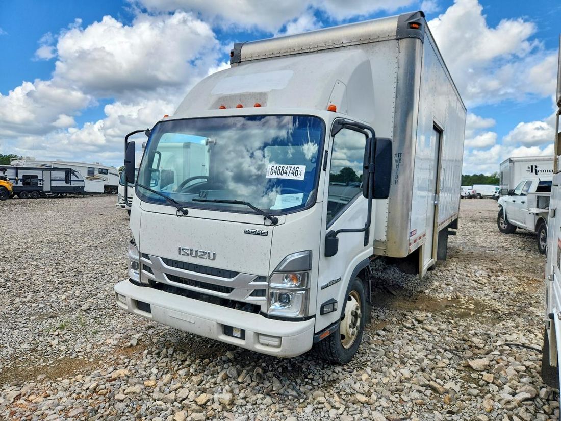 2023 ISUZU NPR HD