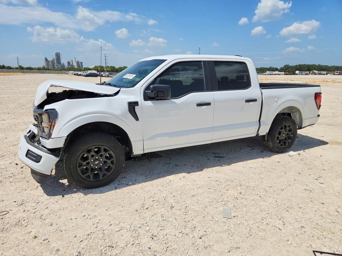 2026 FORD F150