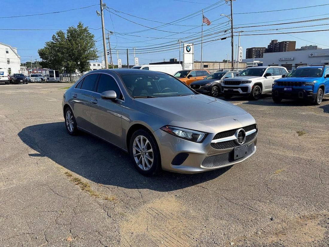 2019 MERCEDES-BENZ A